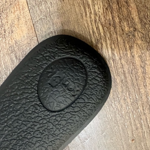 NEW **SANUK** Yoga Mat Sandals - Perfect for Summer - Great Metallic Color :) - Picture 3 of 8